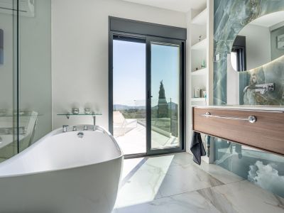 Salle de bains avec terrasse
