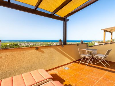 Terrasse avec vue sur la mer