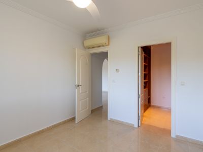 Chambre avec dressing