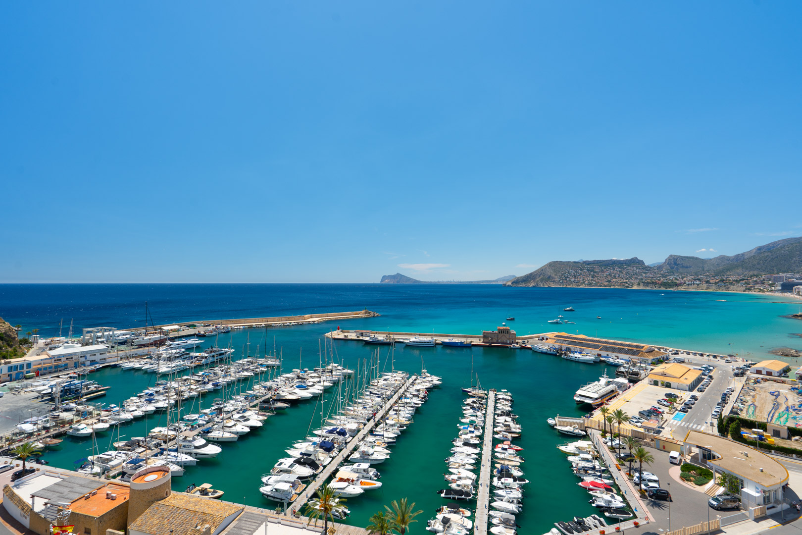 Appartement récent de 3 chambres à vendre à Calpe