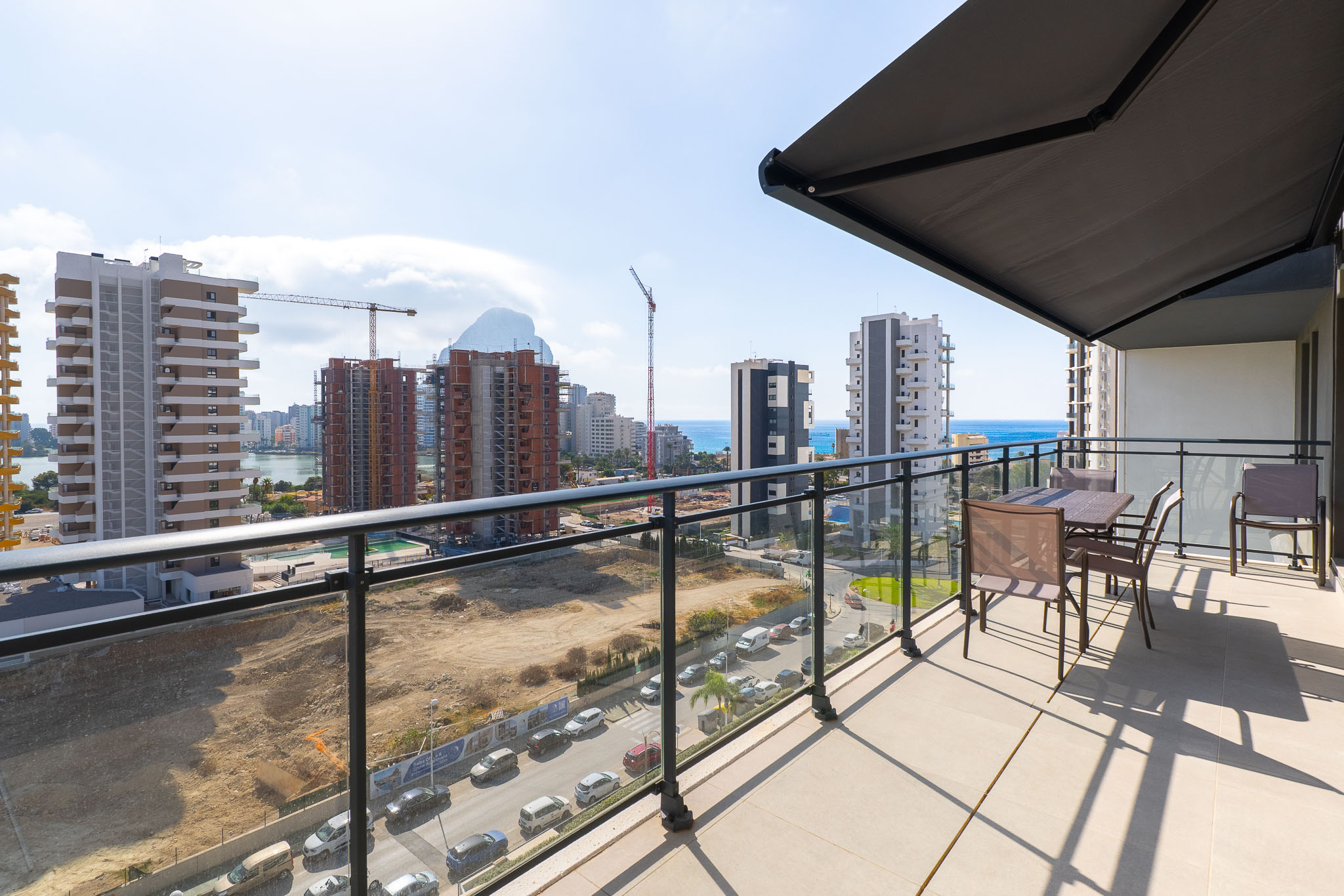 Appartement récent de 3 chambres à vendre à Calpe