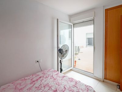Chambre avec accès au patio