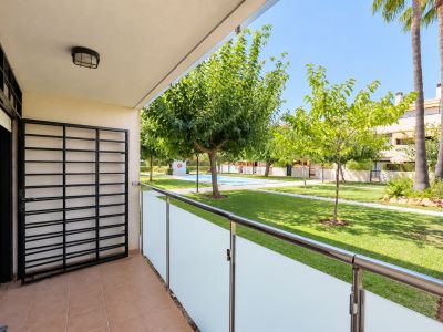 Terrasse avec vue sur le jardin