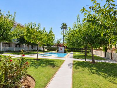 Jardin communautaire et piscine