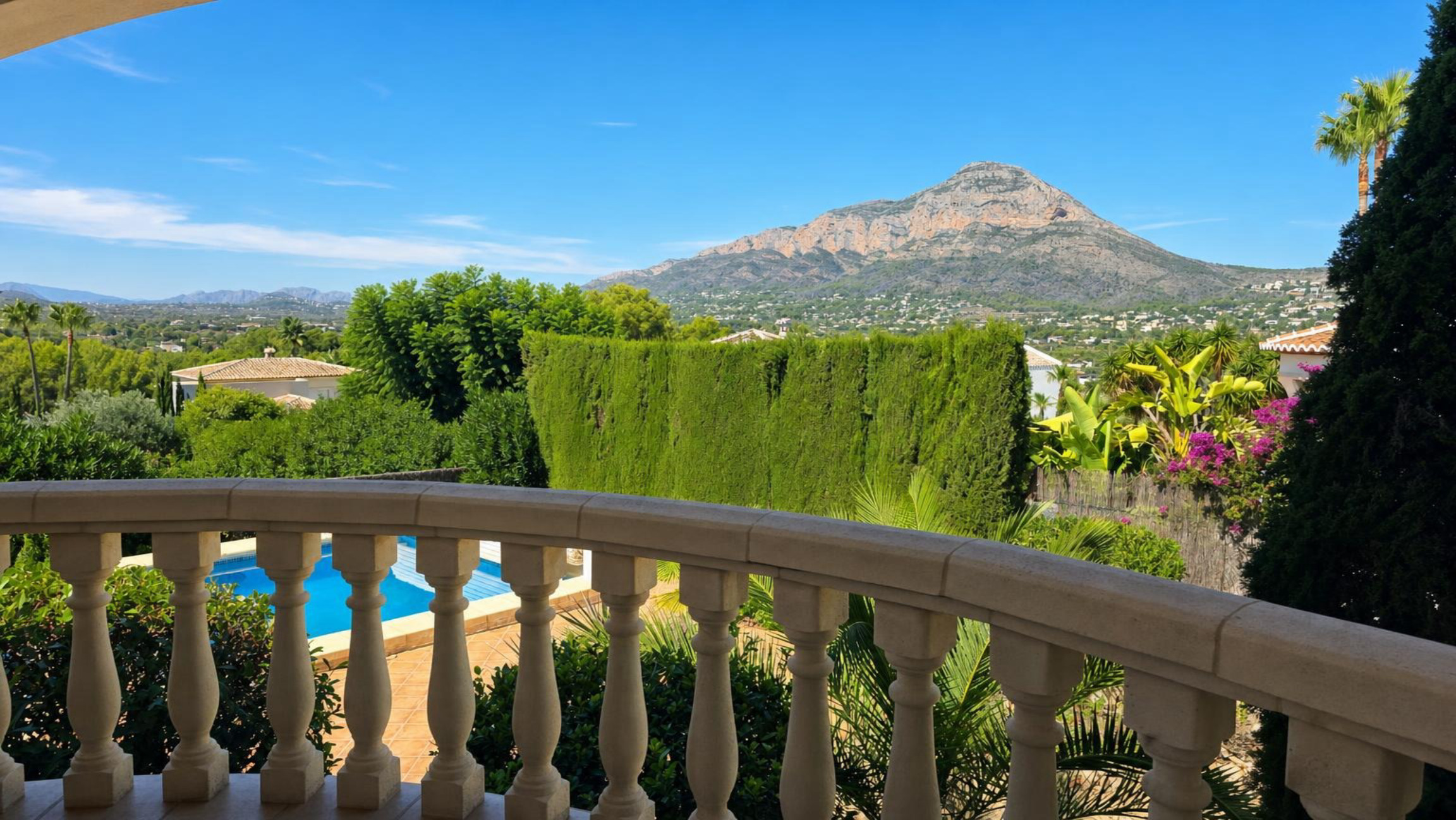 Villa avec vues panoramiques sur le Montgo en vente à Javea