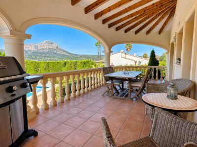Villa avec vues panoramiques sur le Montgo en vente à Javea