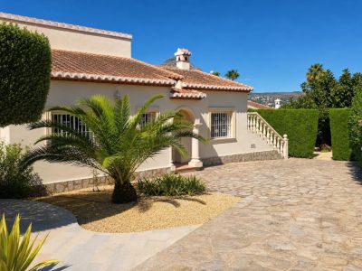 Villa avec vues panoramiques sur le Montgo en vente à Javea