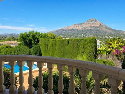 Villa avec vues panoramiques sur le Montgo en vente à Javea
