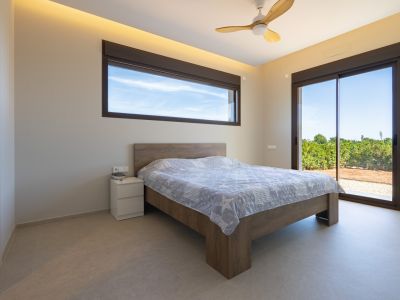 Chambre avec accès au jardin