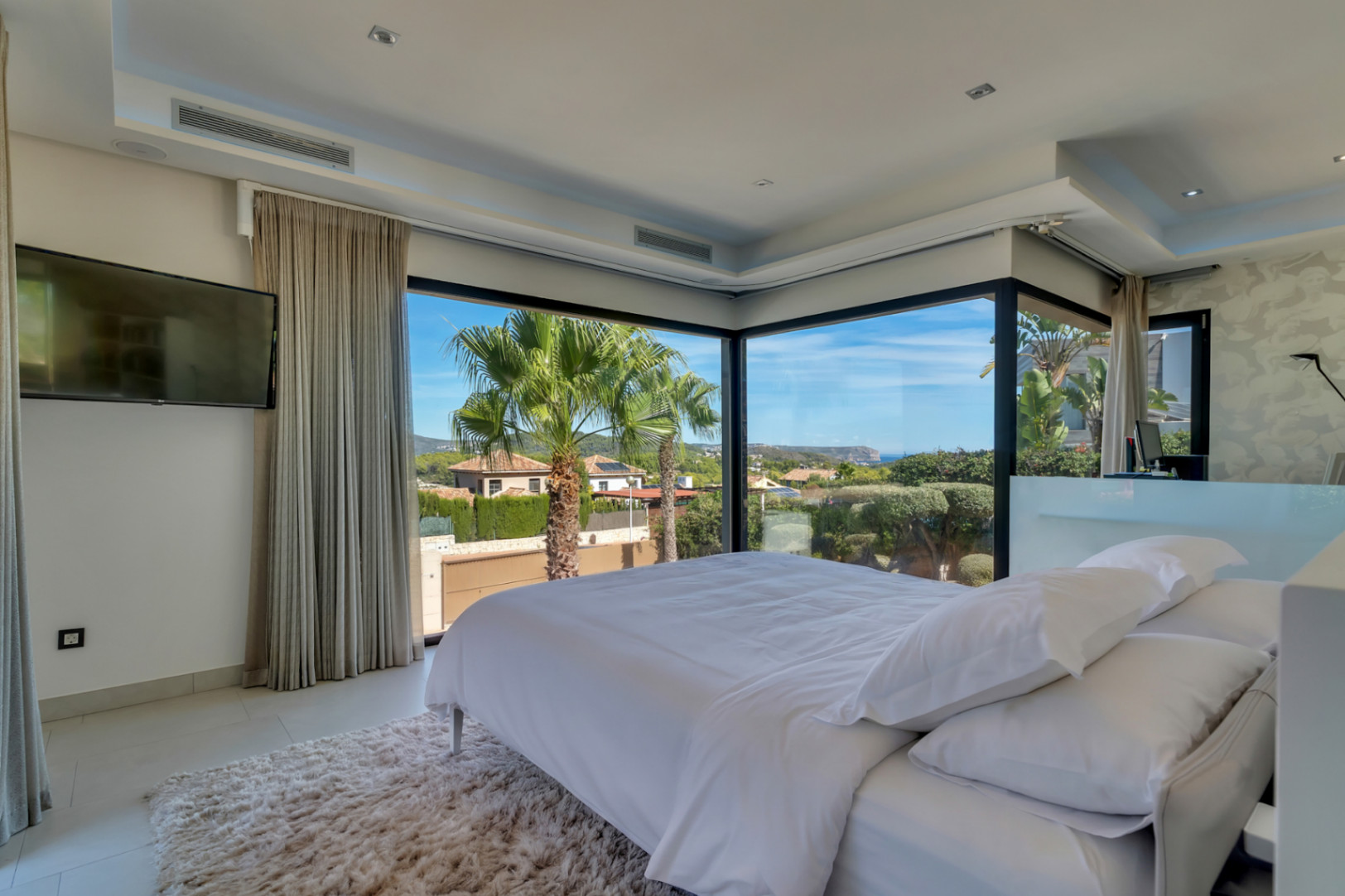 Chambre principale avec vue