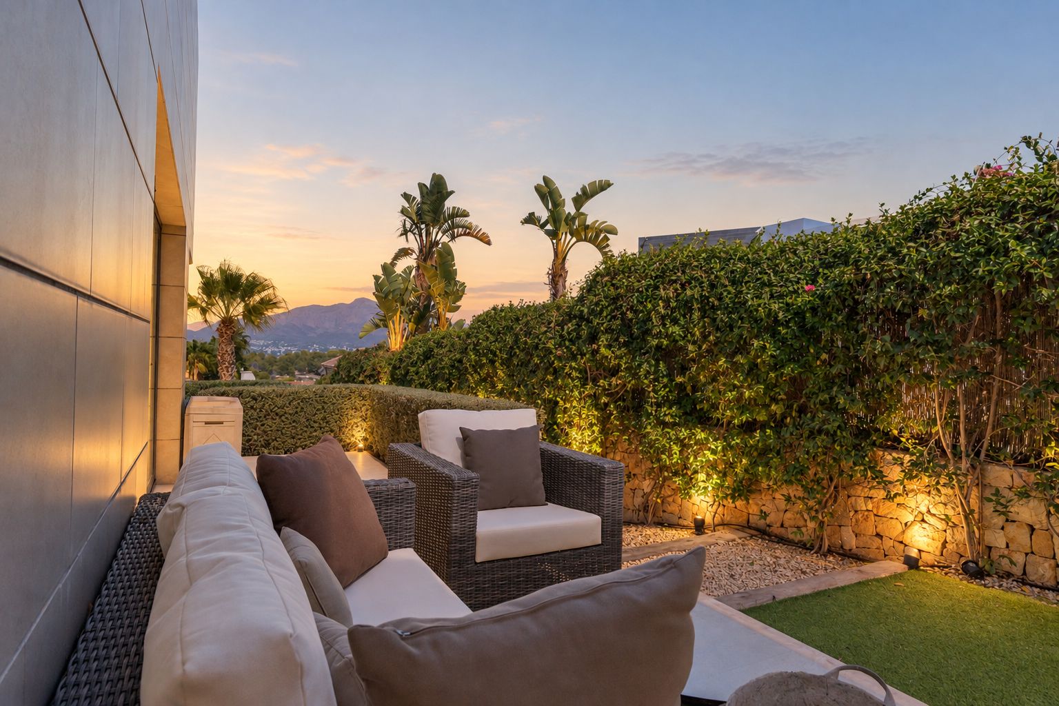 Terrasse avec vue sur la montagne