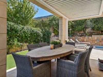 Terrasse couverte avec pergola