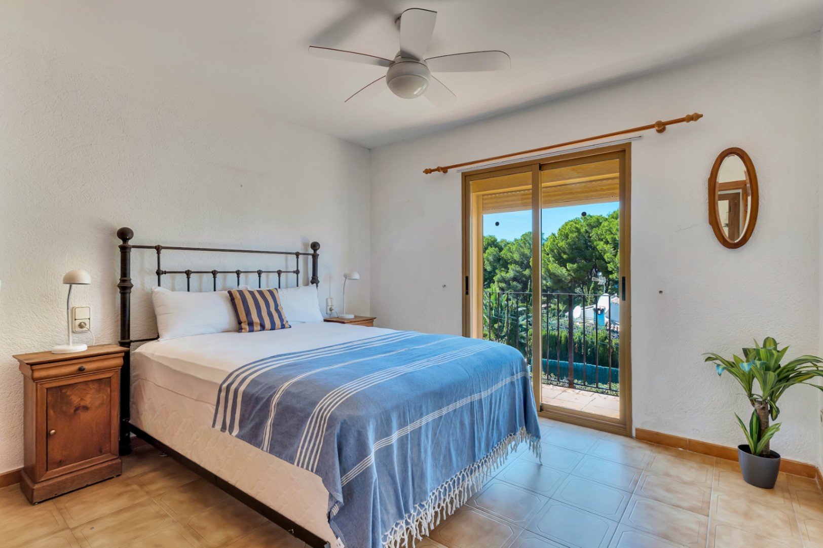 Chambre avec balcon