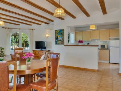 Salon et cuisine ouverte