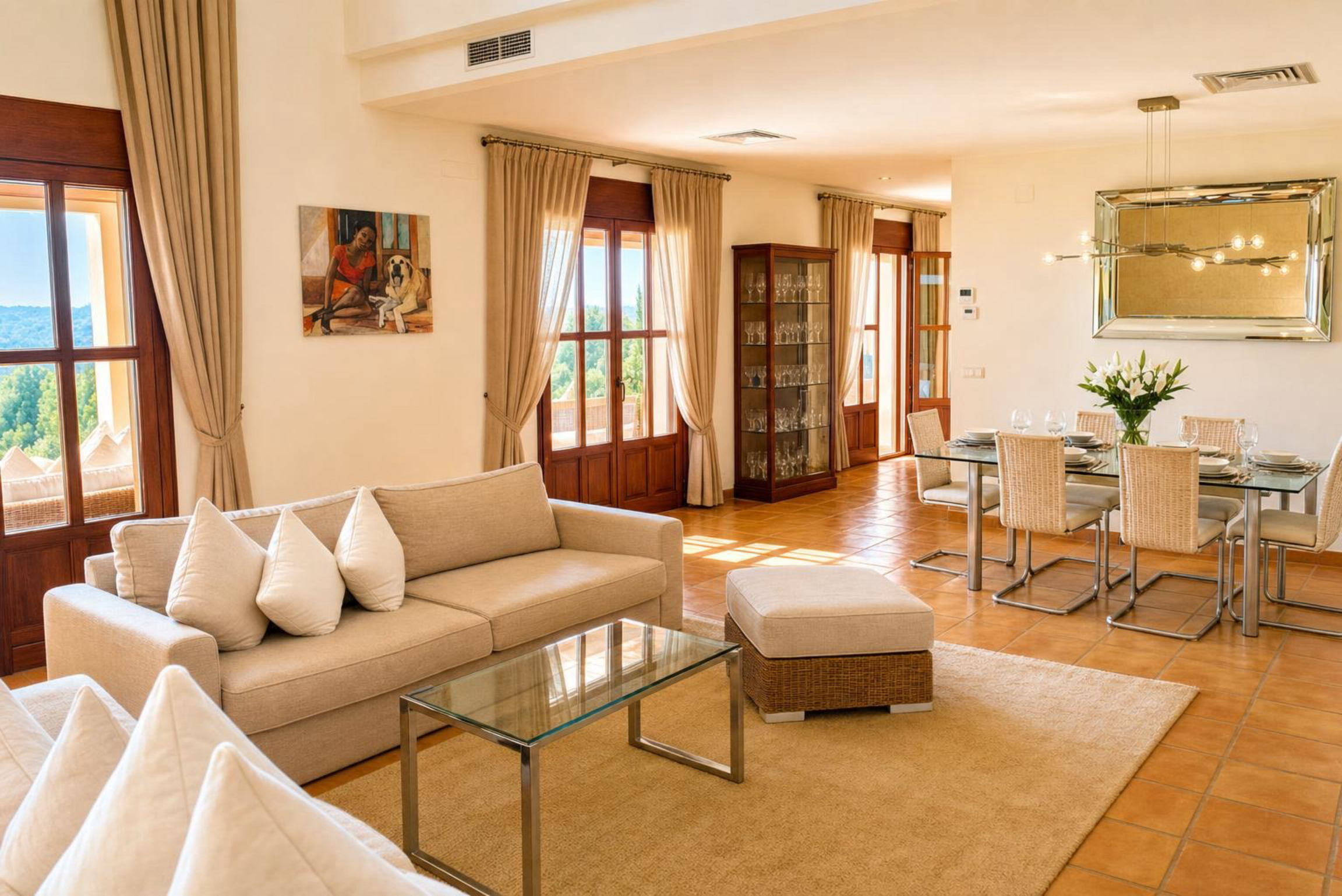 Élégante villa à vendre à Jávea, au pied du Montgó, avec vues spectaculaires