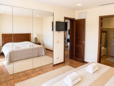 Élégante villa à vendre à Jávea, au pied du Montgó, avec vues spectaculaires
