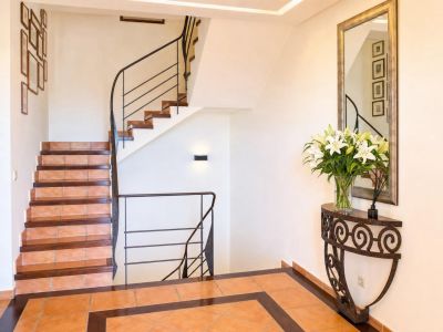 Élégante villa à vendre à Jávea, au pied du Montgó, avec vues spectaculaires