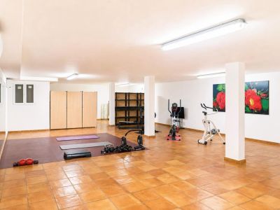 Élégante villa à vendre à Jávea, au pied du Montgó, avec vues spectaculaires