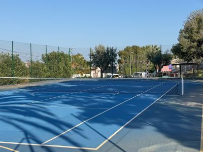 Court de tennis communautaire