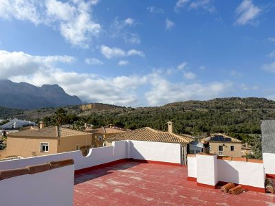 Toit-terrasse avec vue sur la montagne
