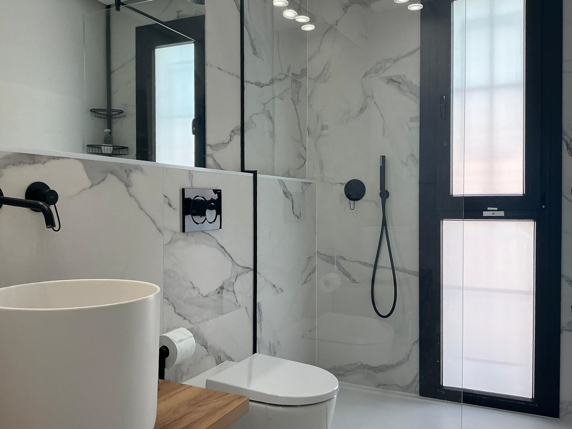 Salle de bains attenante