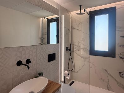 Salle de bains attenante