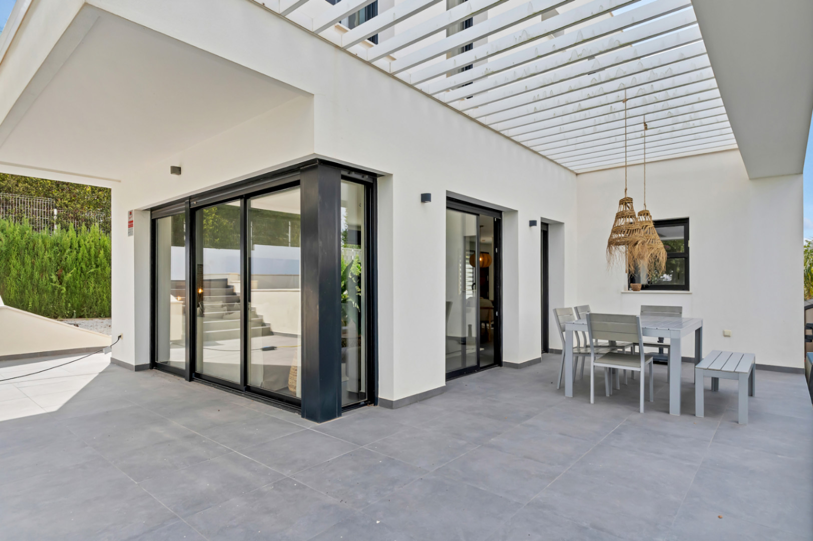 Terrasse avec pergola