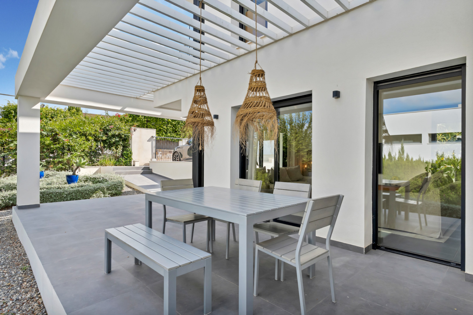 Terrasse avec pergola