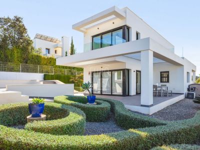 Extérieur de la villa et jardin