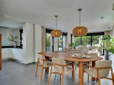 Salon et salle à manger ouverts
