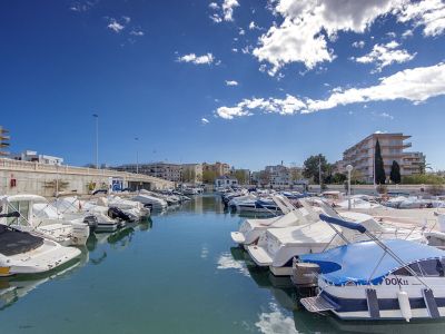 Canal du port de plaisance