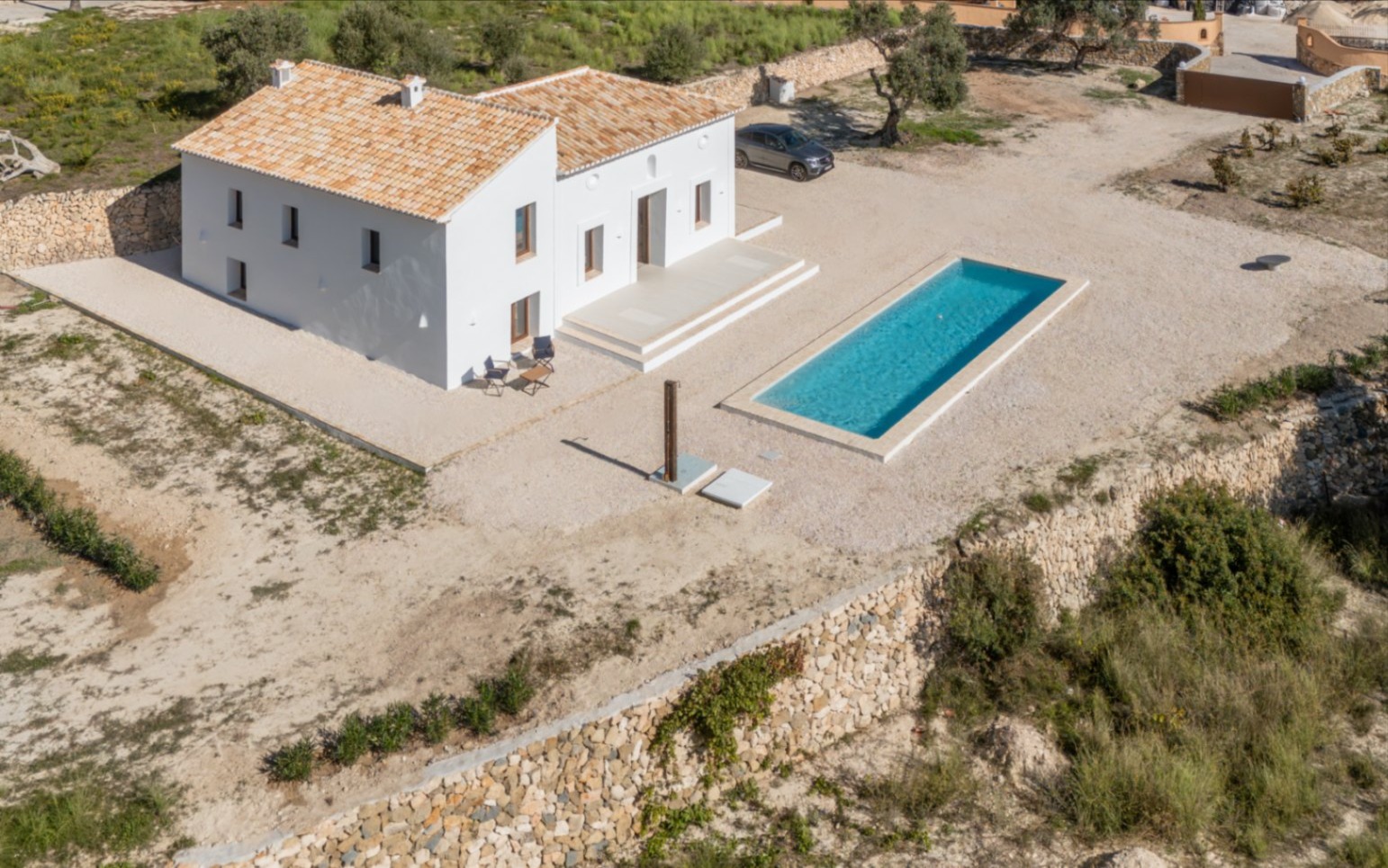 Extérieur avec piscine