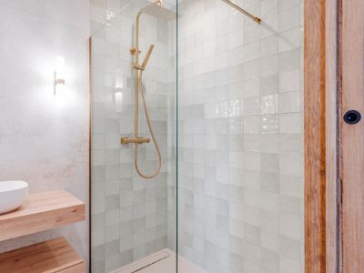 Douche de la salle de bains