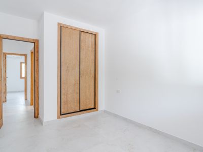 Chambre avec placard intégré