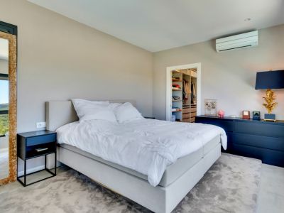 Chambre principale avec dressing