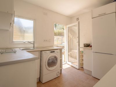 Buanderie avec accès extérieur