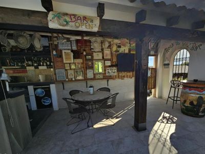 Bar extérieur couvert