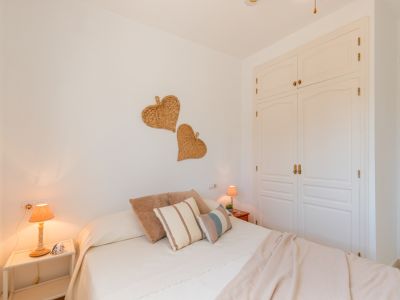 Chambre avec placard intégré