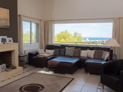 Salon avec vue sur la mer