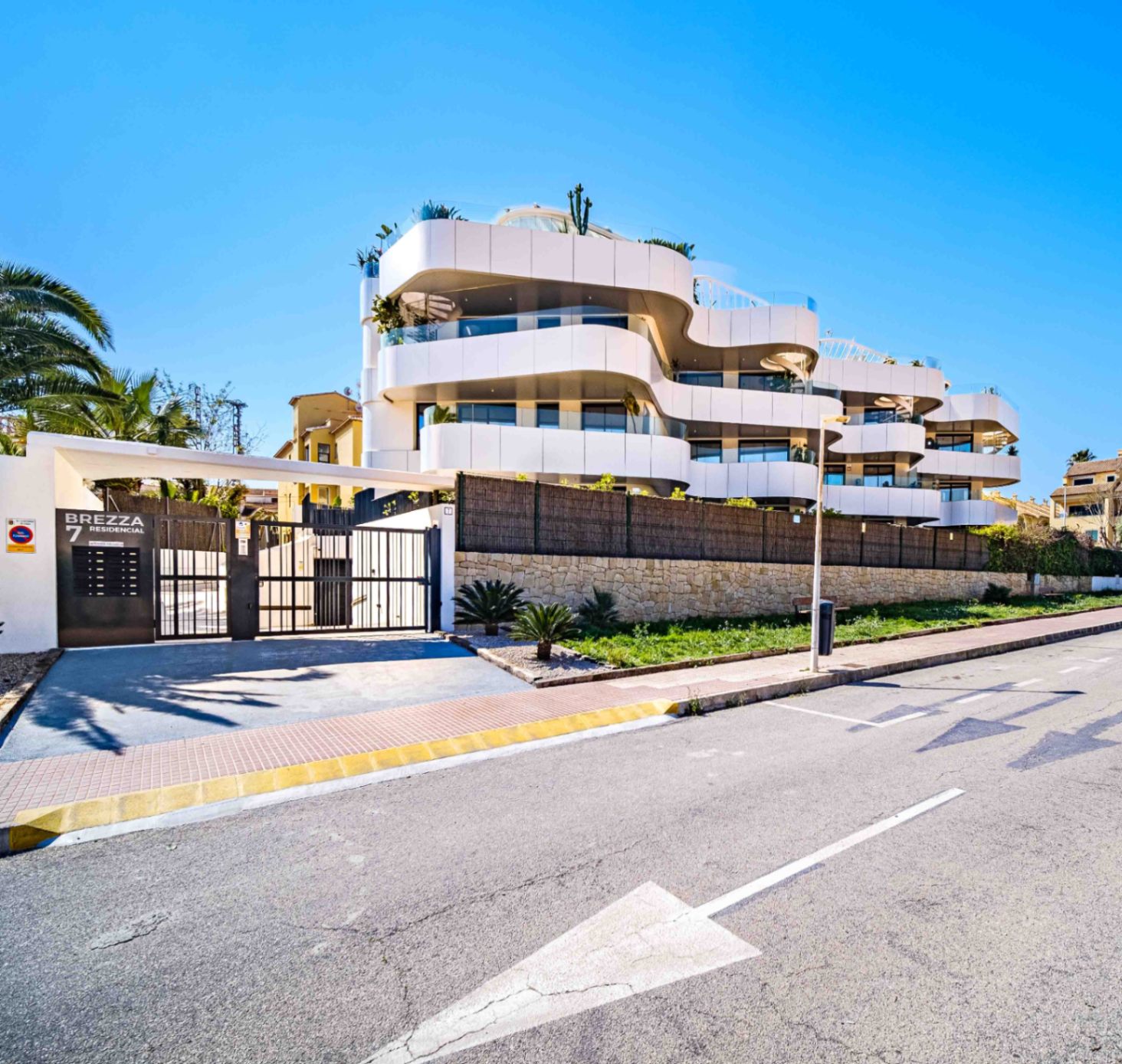 Duplex moderne avec solarium et vue mer à Jávea
