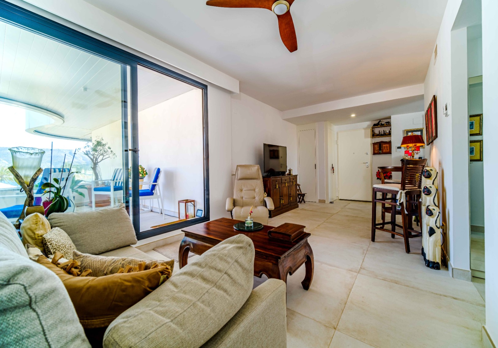 Duplex moderne avec solarium et vue mer à Jávea