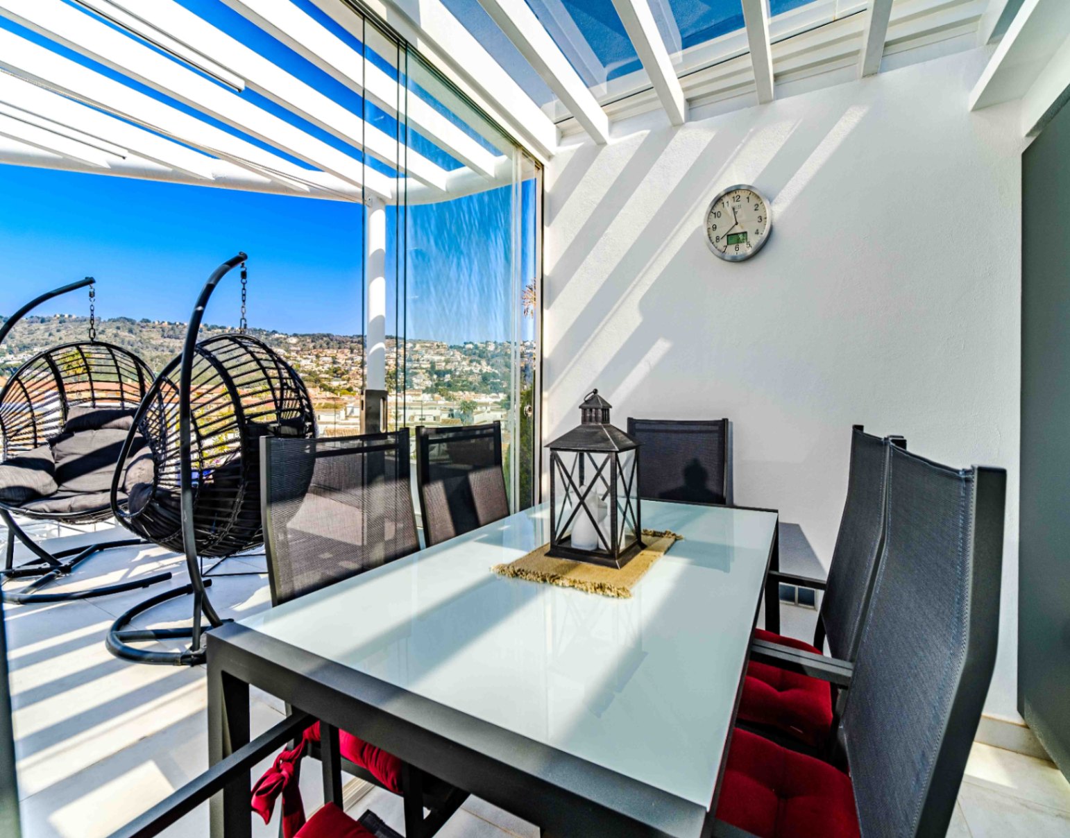 Duplex moderne avec solarium et vue mer à Jávea