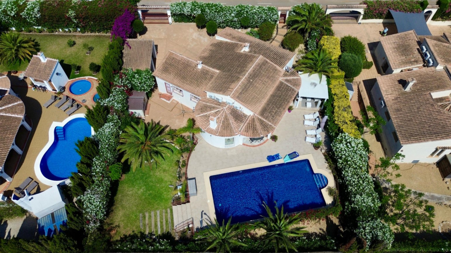 Chalet impeccable de plain-pied à Jávea avec piscine privée