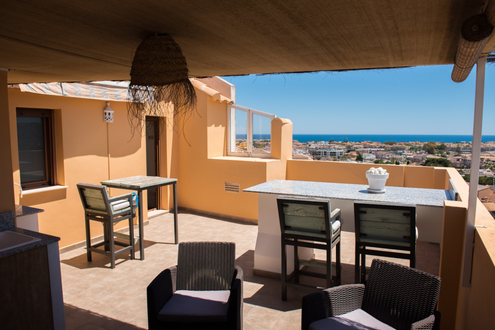 Attique duplex à Jávea avec grand solarium et vue mer