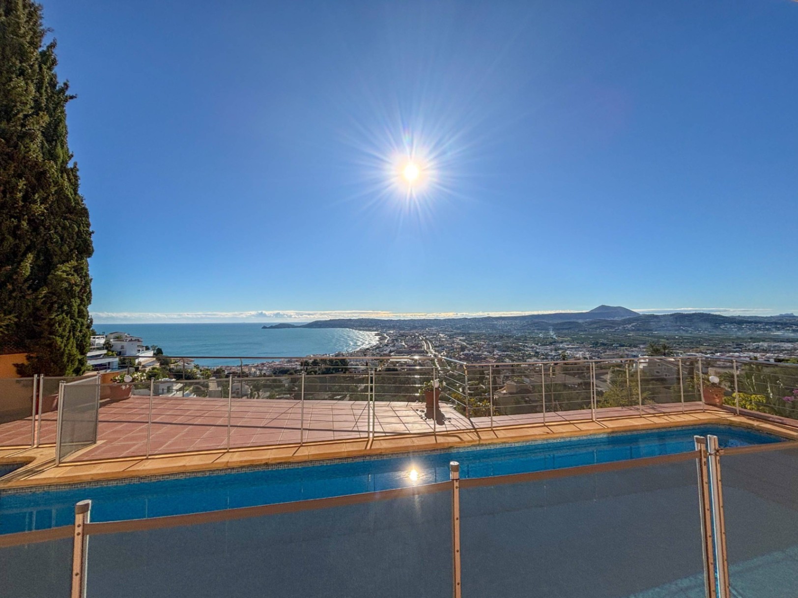 Chalet à Jávea avec vue panoramique sur la mer et piscine privée