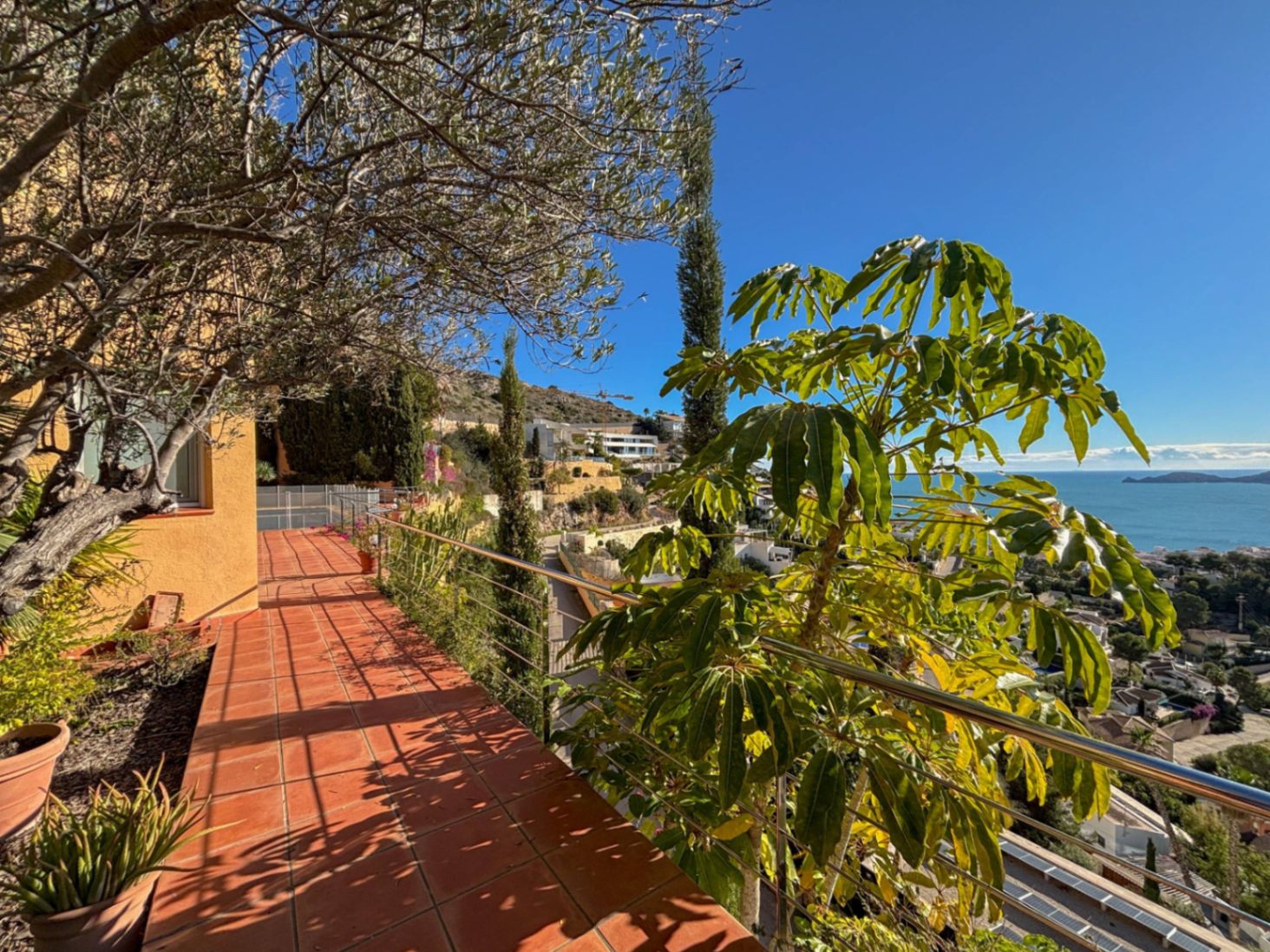 Chalet à Jávea avec vue panoramique sur la mer et piscine privée