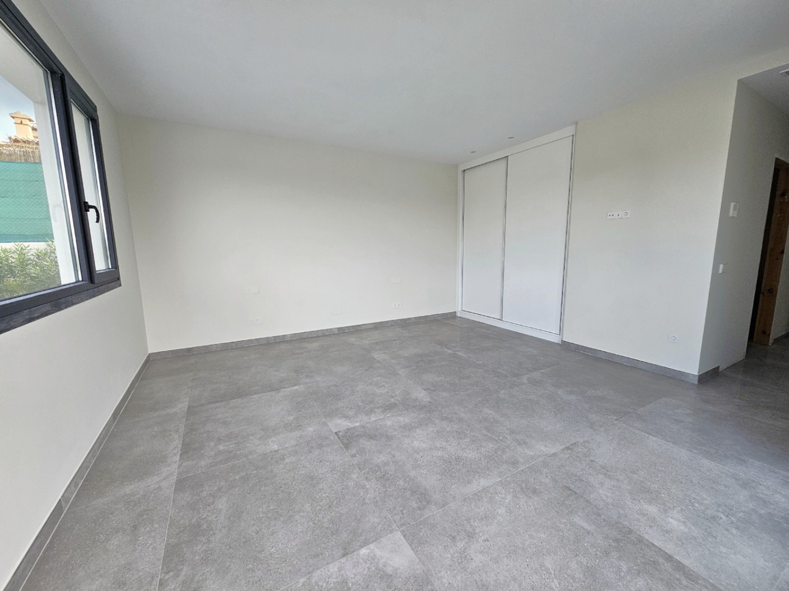 Villa contemporaine à Jávea avec vue sur le Montgó