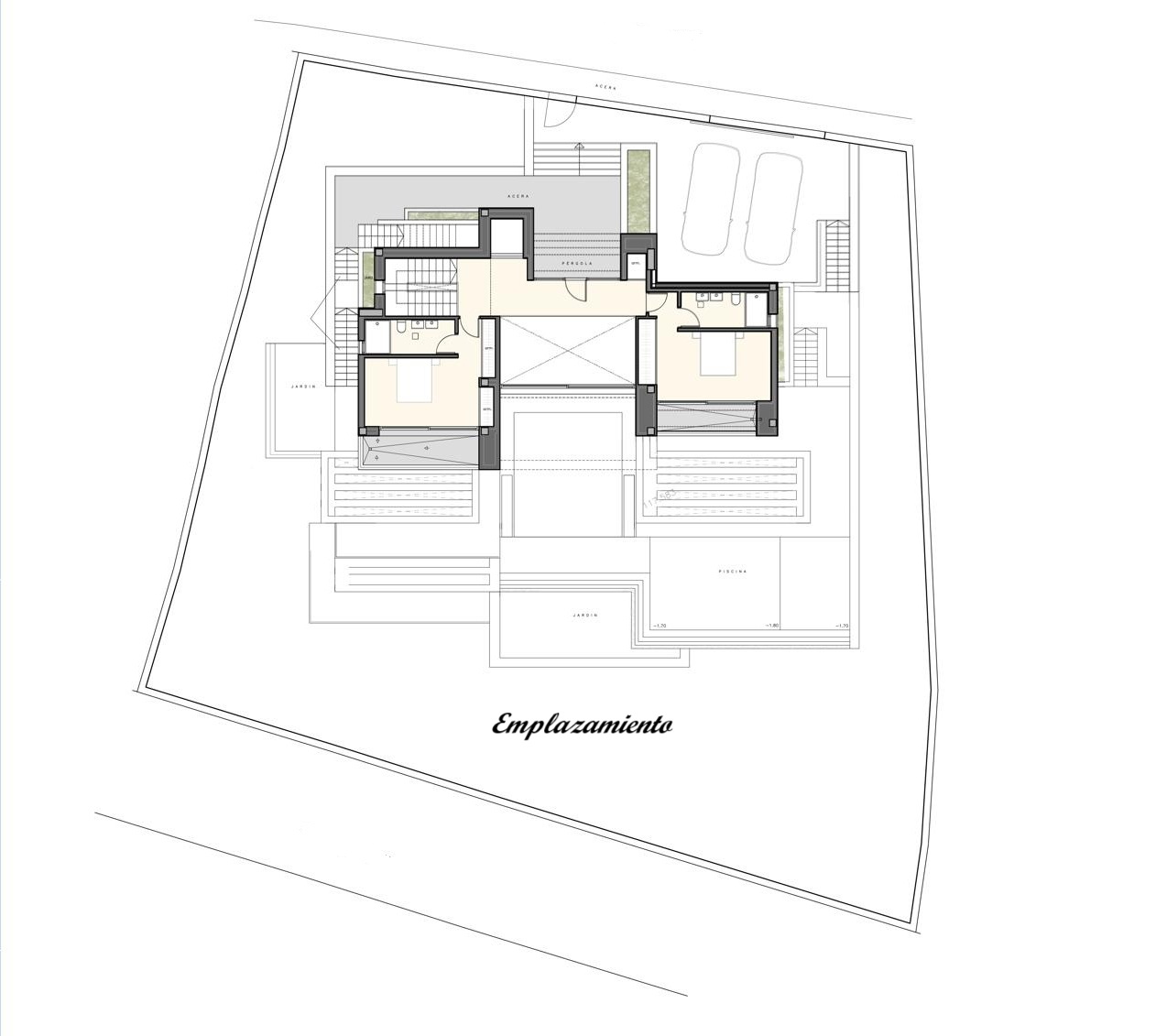 Plan de masse détaillé illustrant l'implantation de la villa sur le terrain, avec ses suites, l'espace piscine, les jardins et le parking privé pour deux voitures.