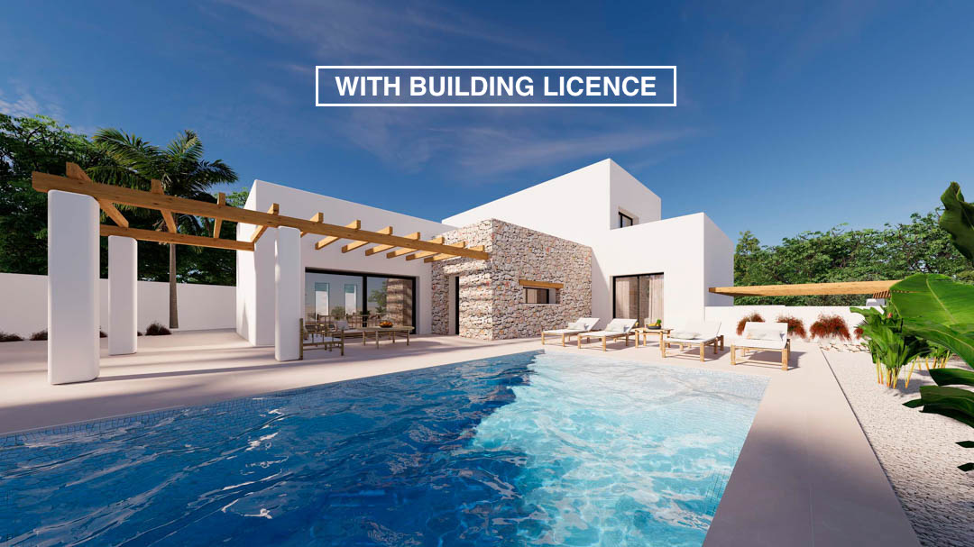 Extérieur de villa de style ibizien avec piscine privée, façade en pierre naturelle et pergola en bois sur une terrasse ensoleillée.