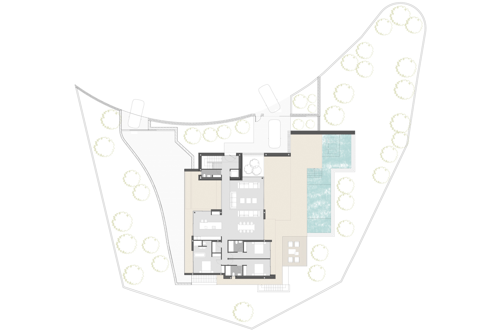Plan architectural du rez-de-chaussée détaillant le salon ouvert, trois chambres, les terrasses et la piscine en L entourée d'espaces verts.